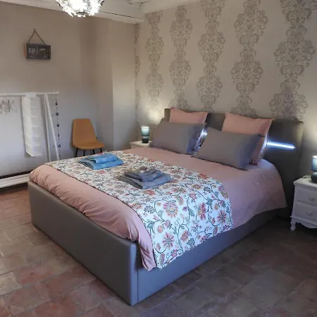 D'hotes La Dame Fines 3* Puybegon