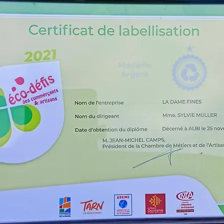 D'hotes La Dame Fines B&B Puybegon