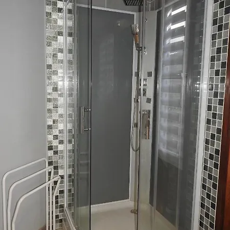 D'hotes La Dame Fines B&B Puybegon